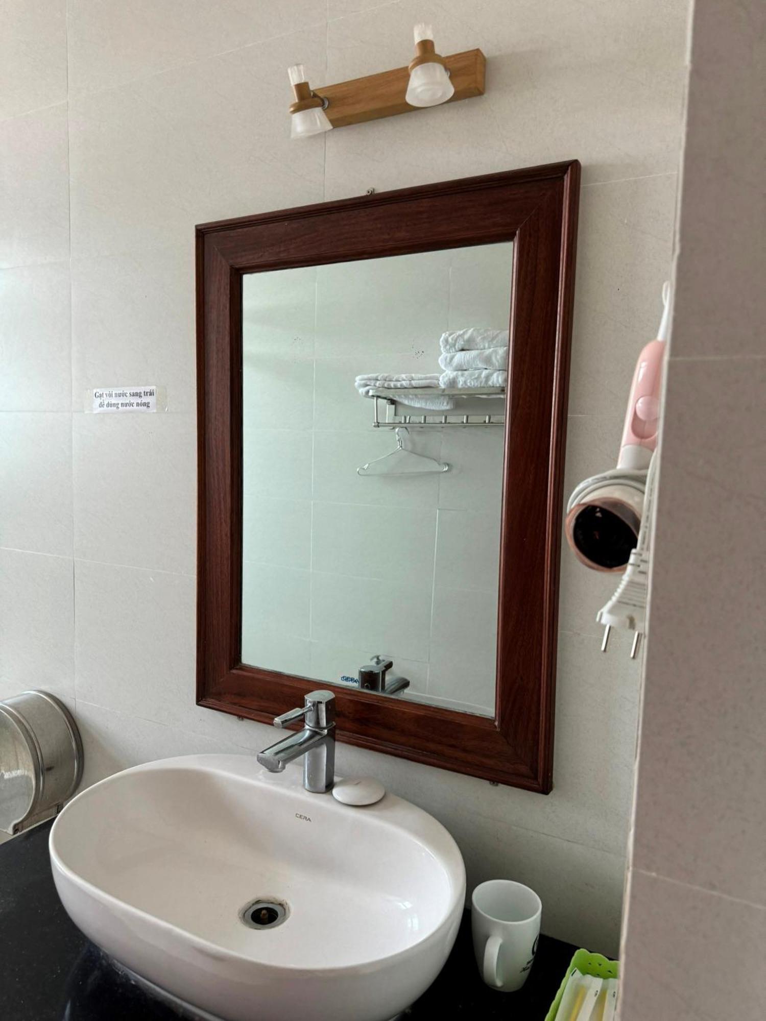 Hoang Khiem Hotel Pleiku Exterior photo