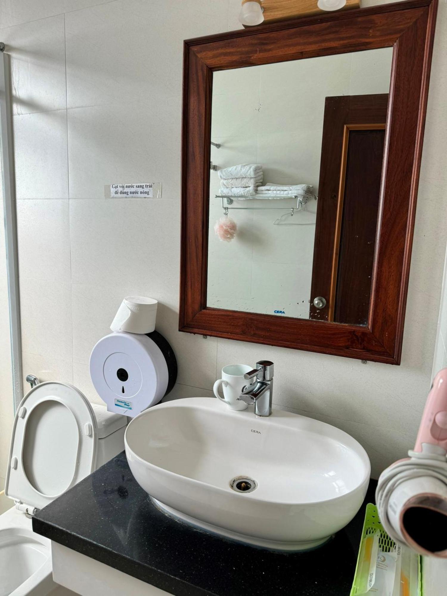 Hoang Khiem Hotel Pleiku Exterior photo